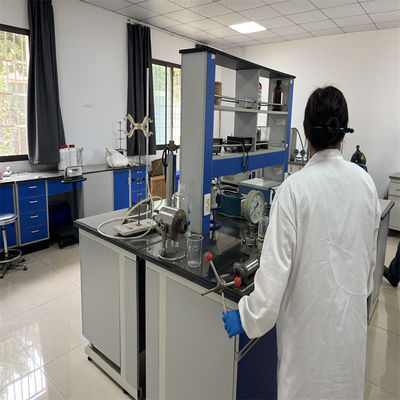 가변적 환경 영향을 특징으로 하는 저인화성 수압 파쇄 유체로 석유 및 가스 회수 지원 및 지속 가능성 증진